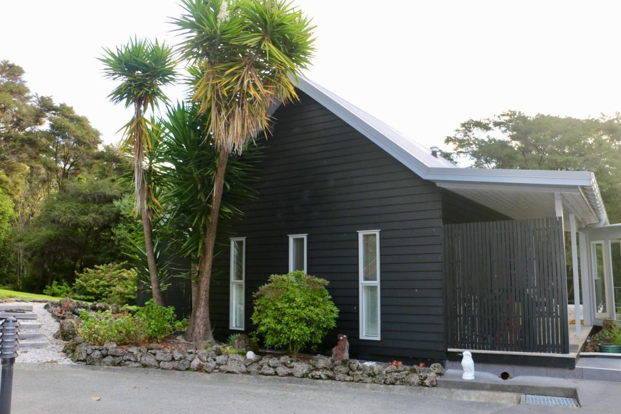 Fantail River Lodge Haruru Exterior photo